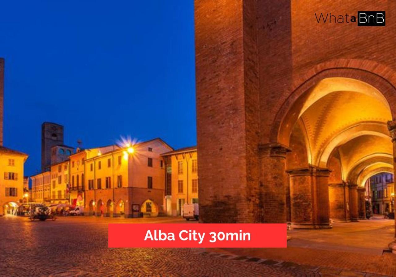 Bellissimo Appartamento Con Supermercato A 50M アスティ エクステリア 写真