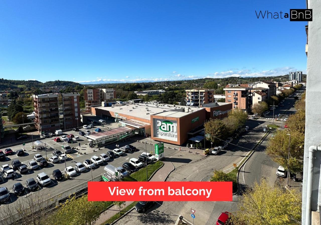 Bellissimo Appartamento Con Supermercato A 50M アスティ エクステリア 写真